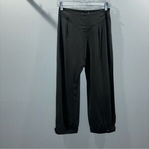 NWT 100% Silk Cropped Ankle Soleiluna Sydney Australia Size XS Gray Pants